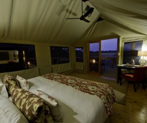 Banoka-Bush-Camp-moremisafaris201409170210421.jpg